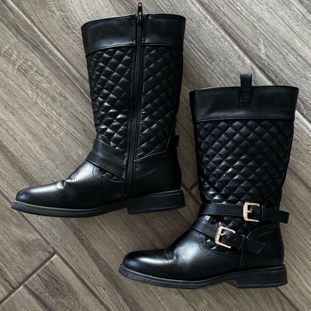 Black Quilted Girl’s Boots